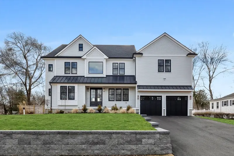 7 Edward Ave South, Lynnfield