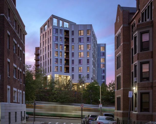 1515 Comm Ave · Building exterior