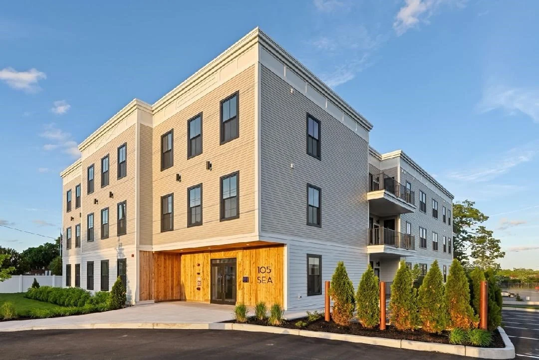 The Imperial · Residence 302 · view 1