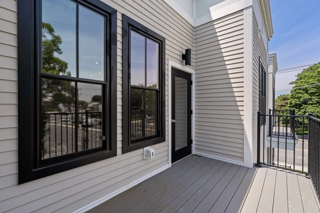The Imperial · Residence 302 · view 8