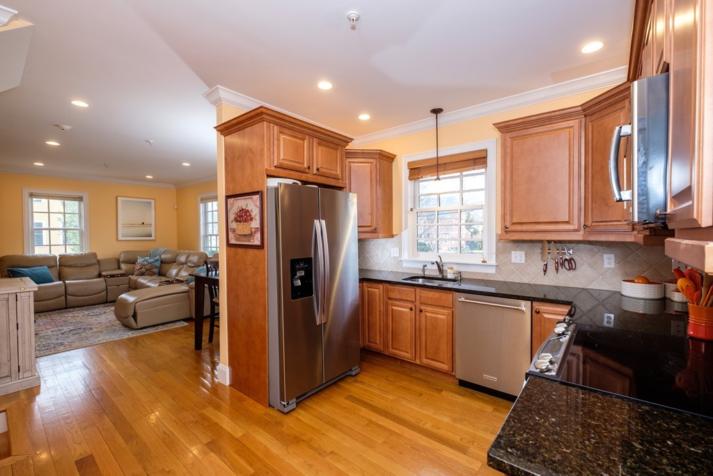 426 Main Street, Waltham · 房屋照片 3