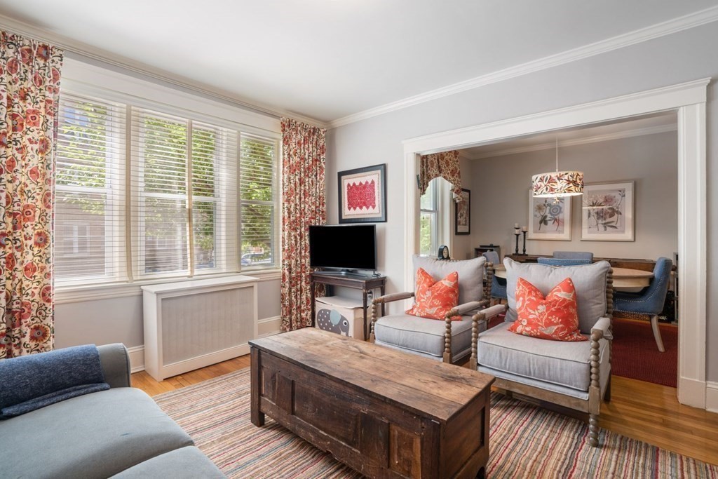 231 Freeman St, Brookline · 房屋照片 4