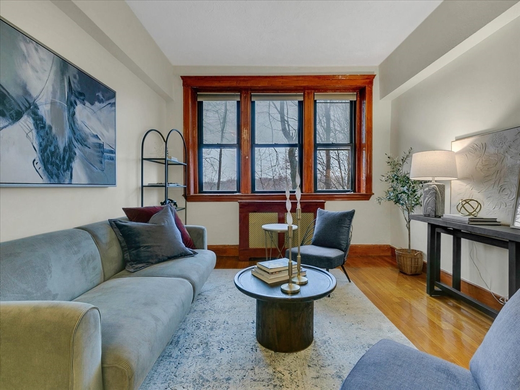 1999 Commonwealth Ave, Boston · 房屋照片 6