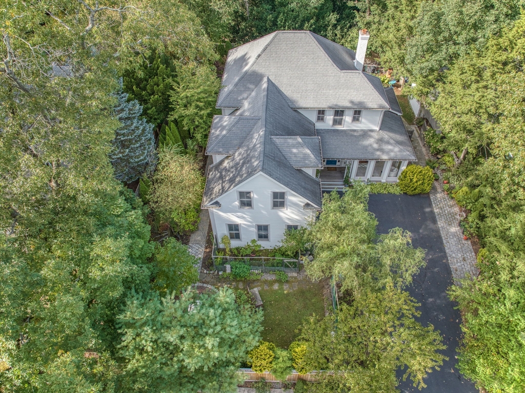 125 Manor Ave,Wellesley