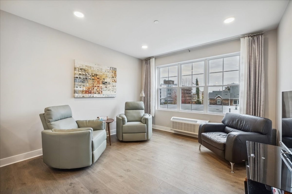 511 Hancock St, Quincy · 房屋照片 4
