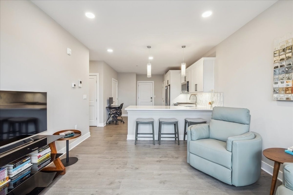 511 Hancock St, Quincy · 房屋照片 6