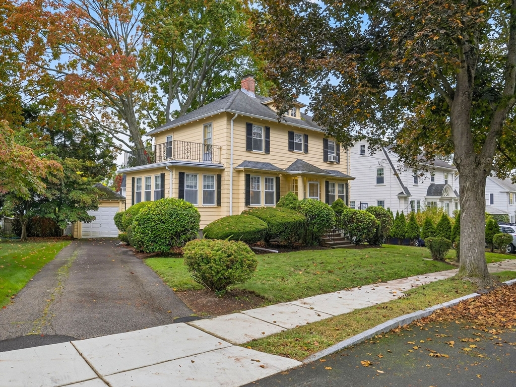 50 Hammond Rd,Belmont