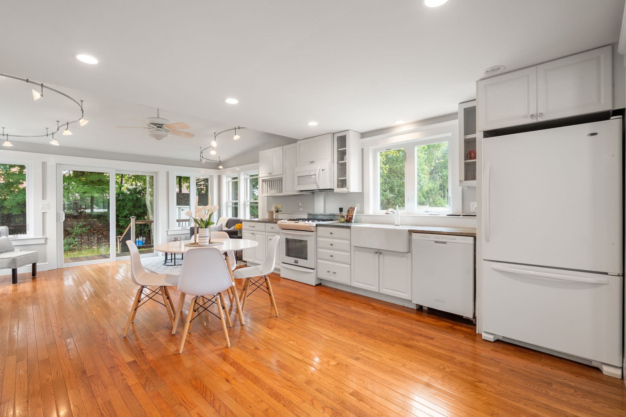 203 Channing Rd, Belmont · 房屋照片 4