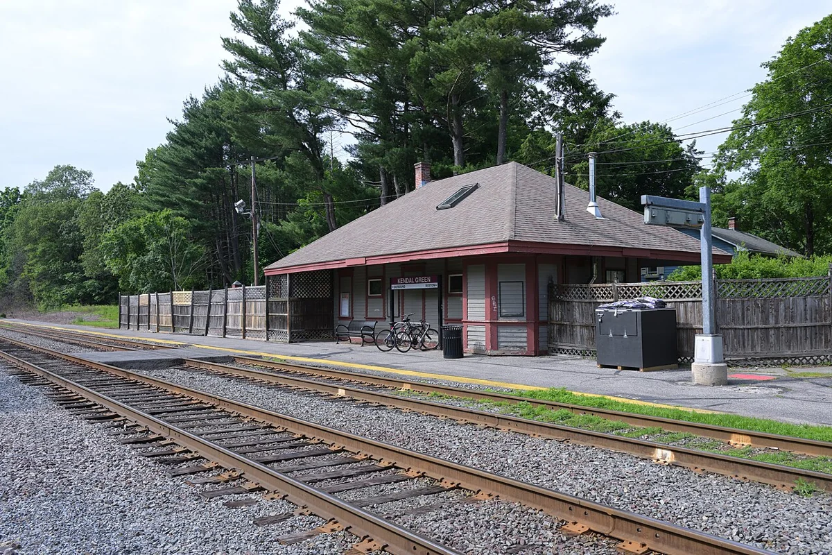 Kendal Green station · Weston